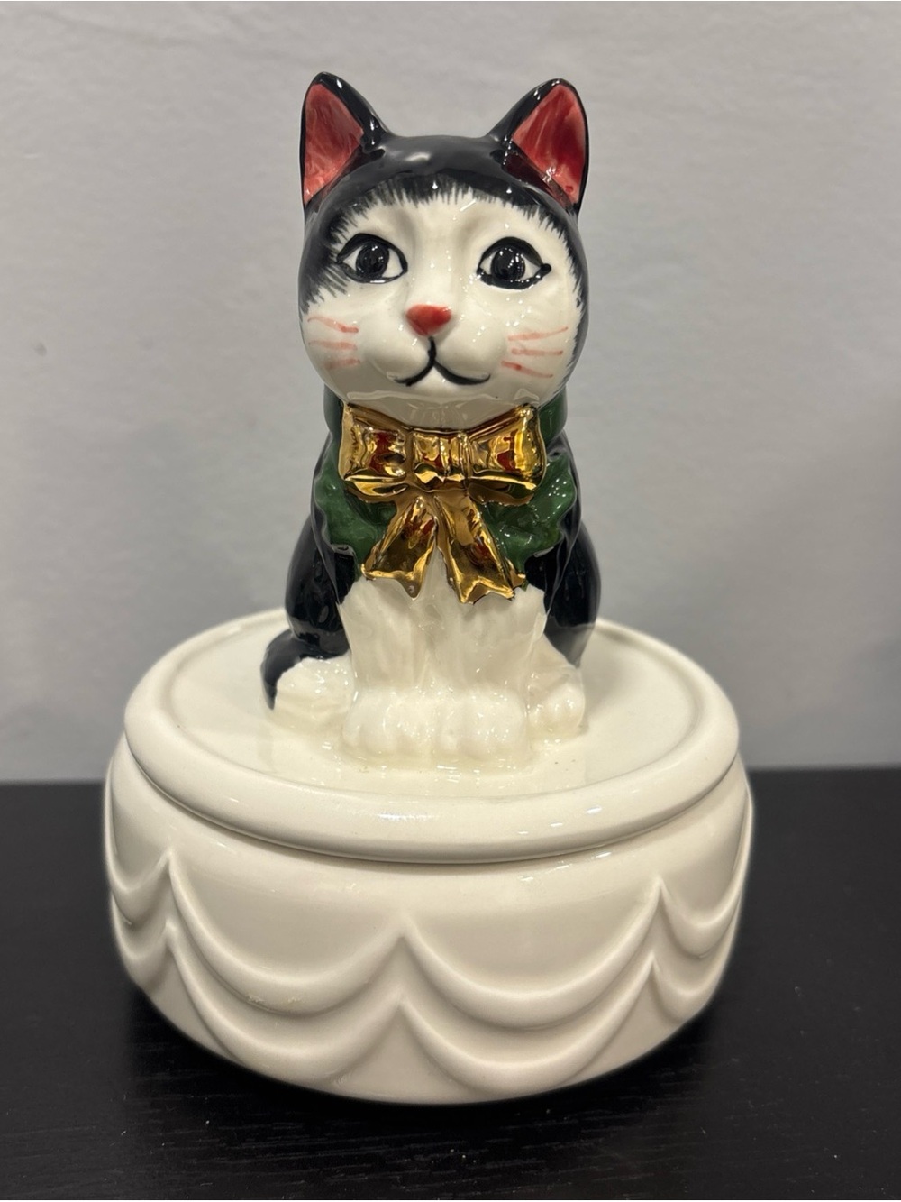 Anthropologie Black & White Cat Trinket Box with Green Collar and Gold Bow